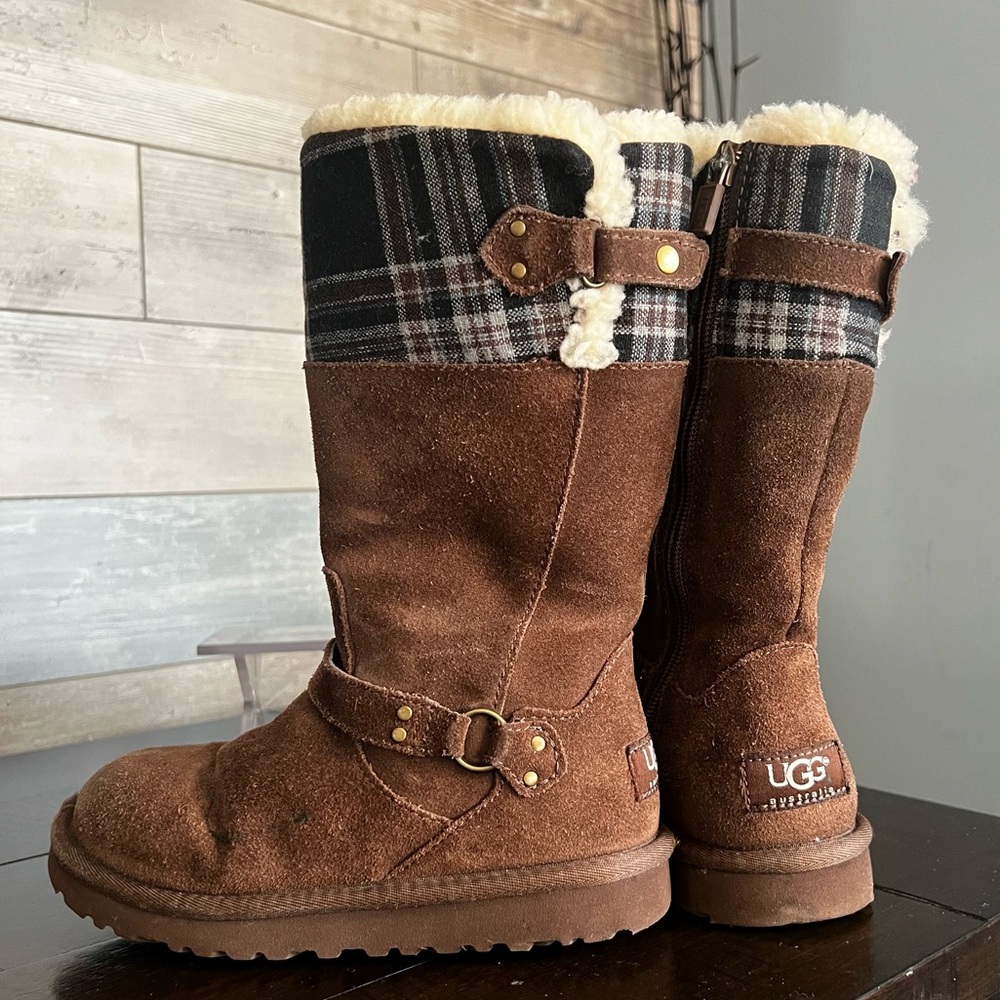 UGG Australia Girls Tall Shearling-Lined Side-Zip Boots Brown w/Plaid